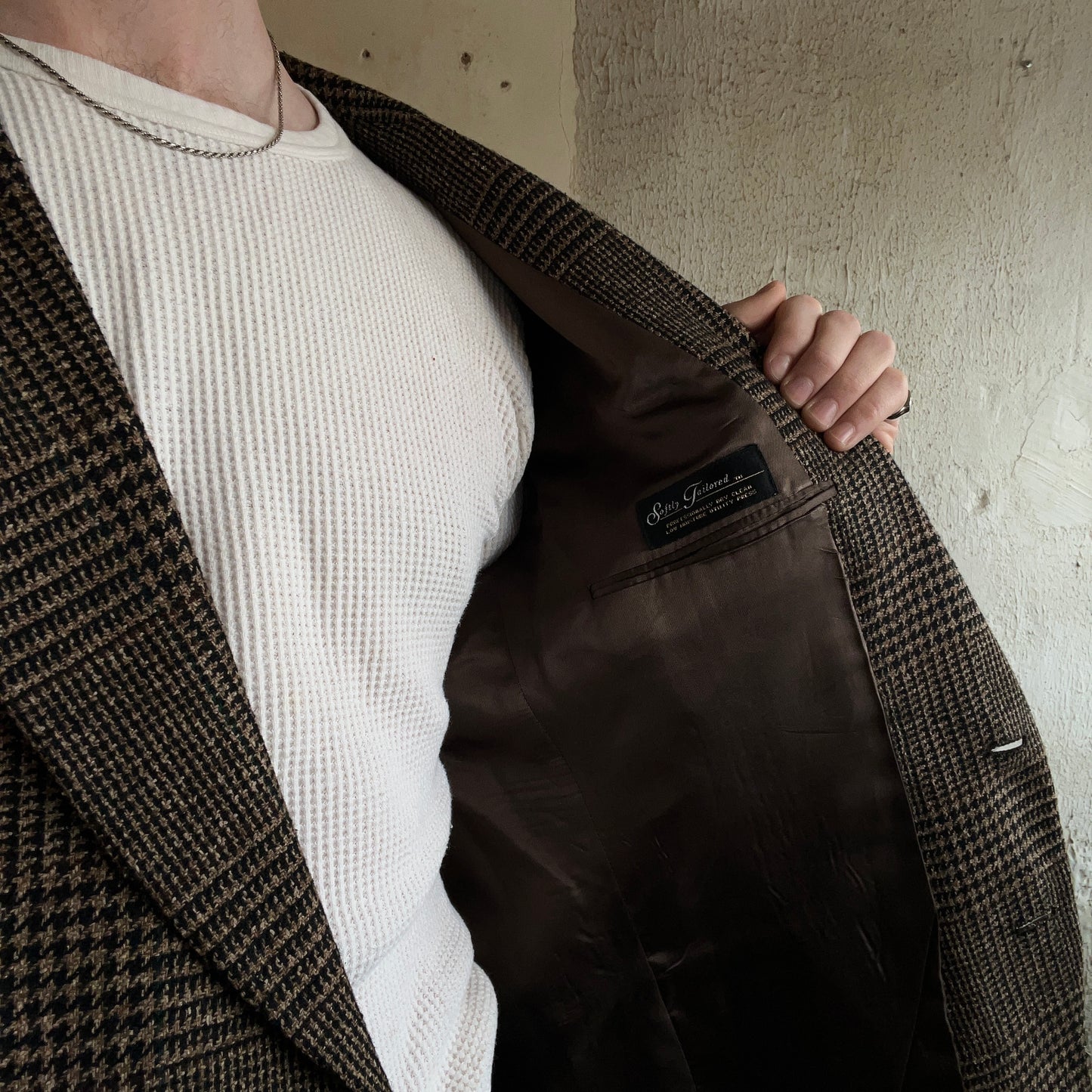 DILLARDS BROWN AND BLACK HOUNDSTOOTH BLAZER