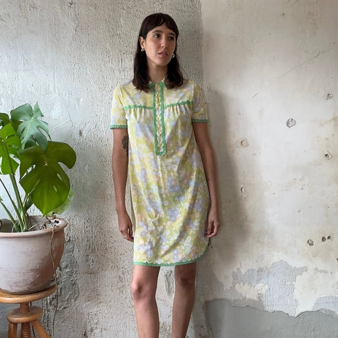 1970’s Daisy Green Nightgown Dress S