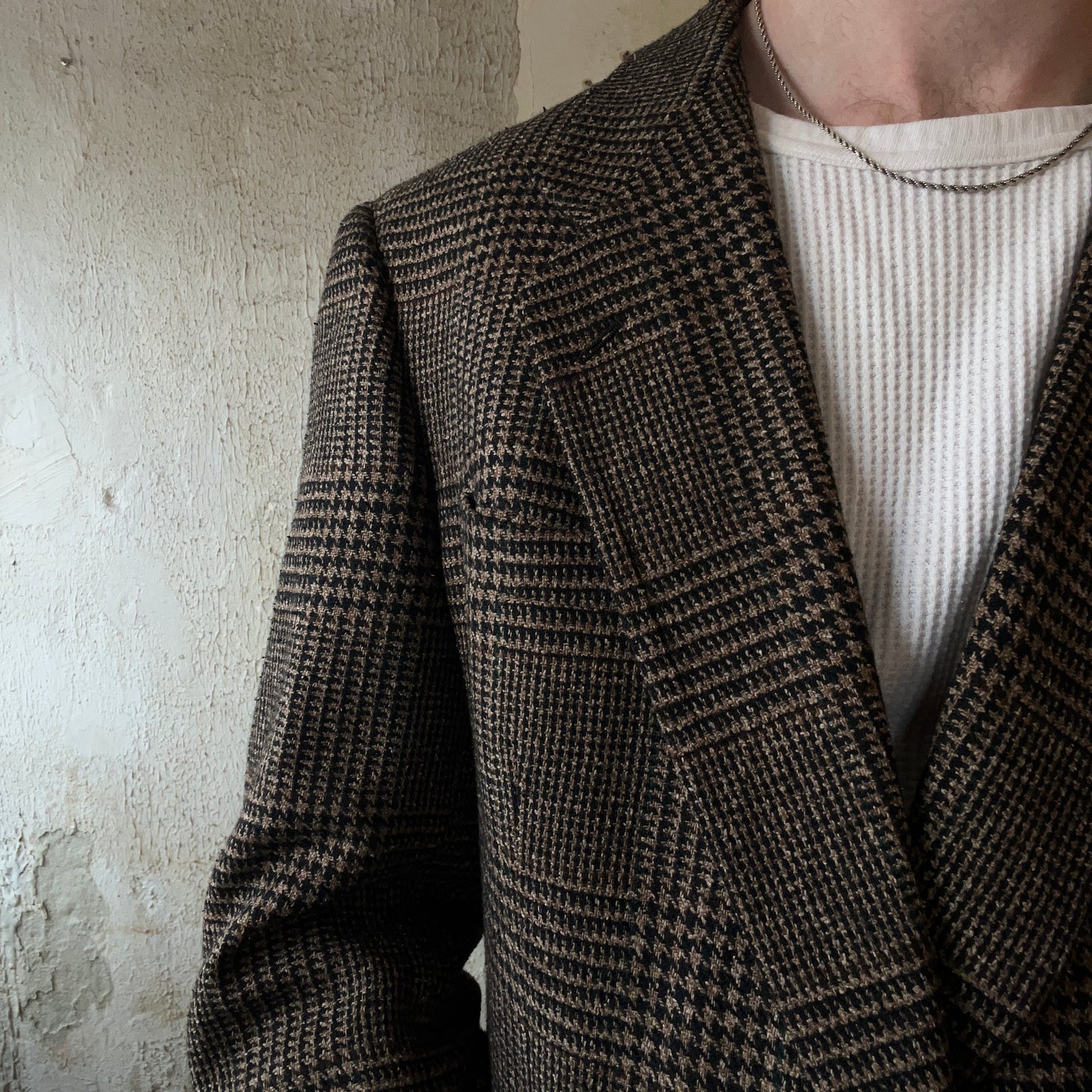 DILLARDS BROWN AND BLACK HOUNDSTOOTH BLAZER