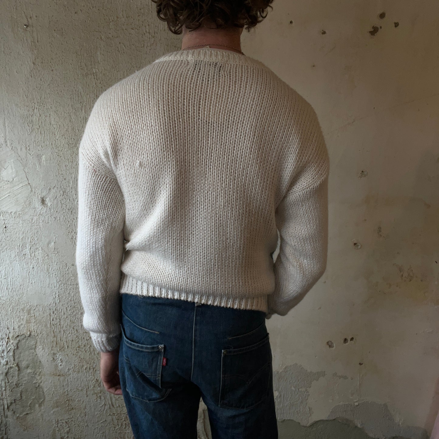 HANDKNIT WHITE PATTERN SWEATER