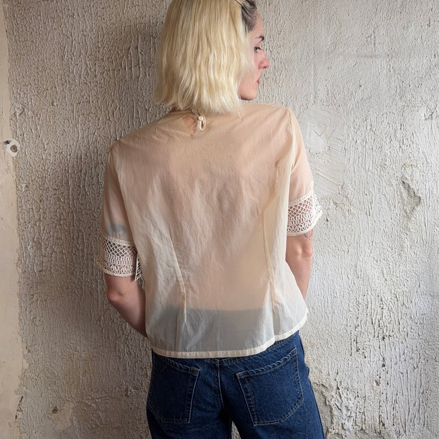 VTG Cream Sheer Shirt S
