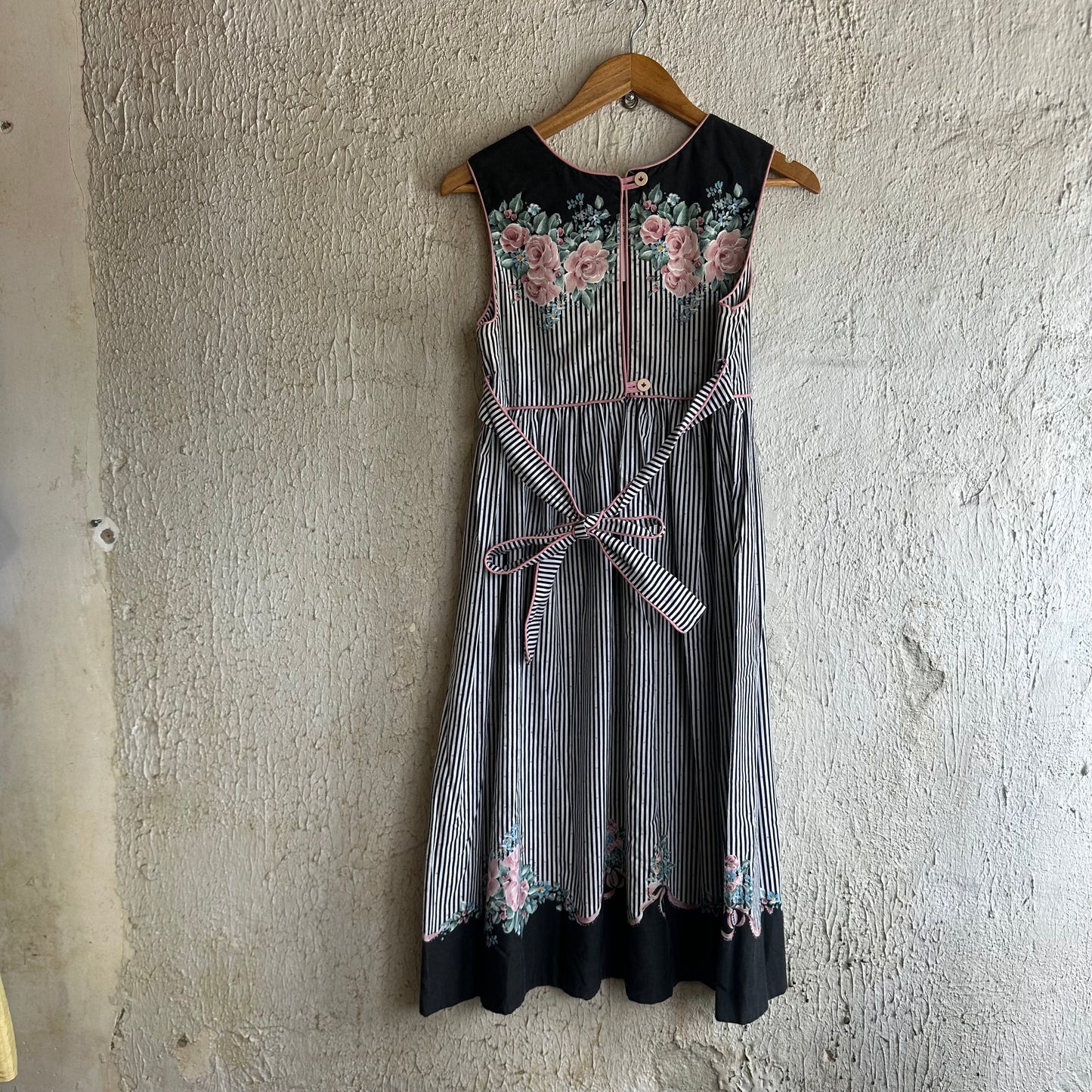 Handmade Pinstripe w/Roses Smock Dress S