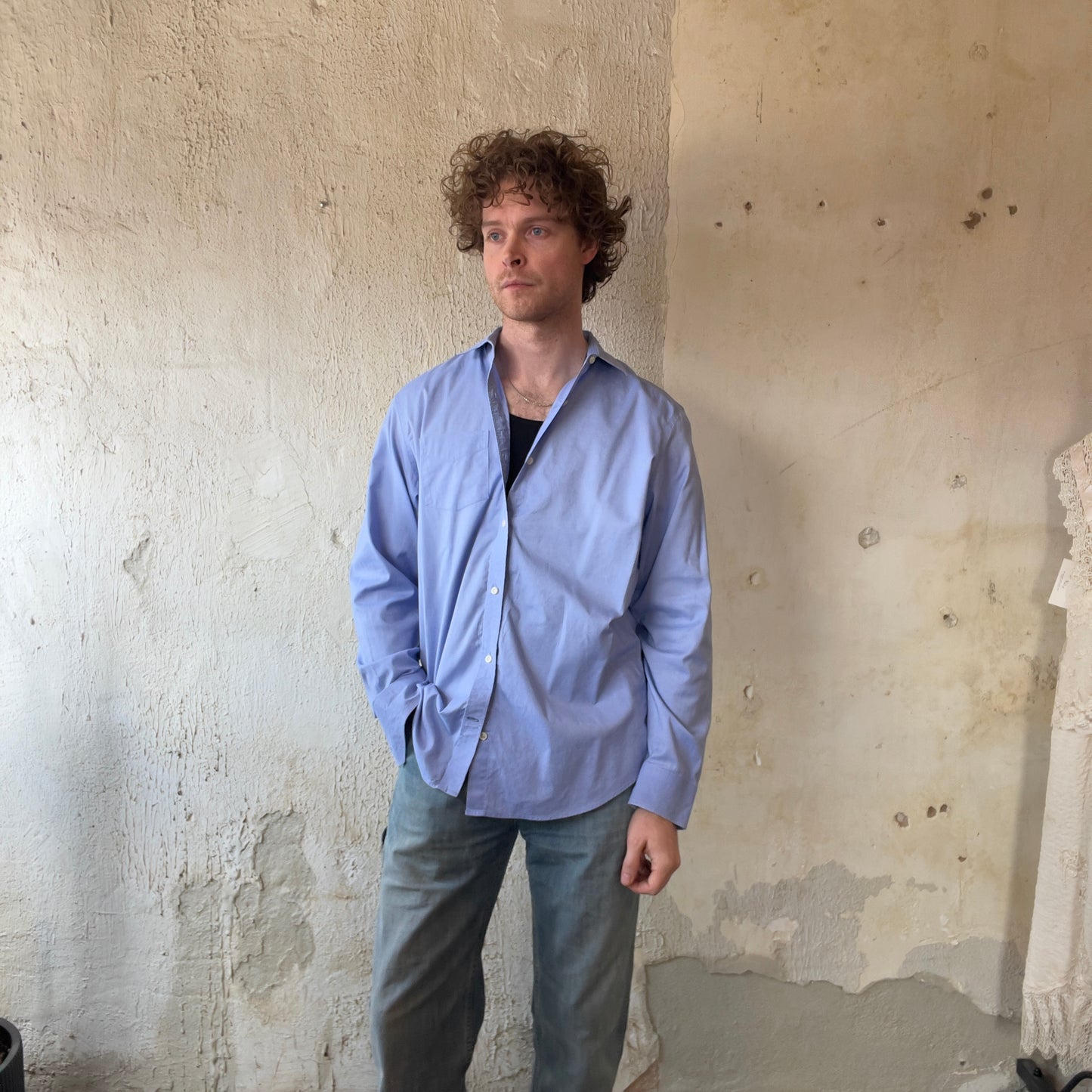 Gap Blue Chambray Button Up Shirt