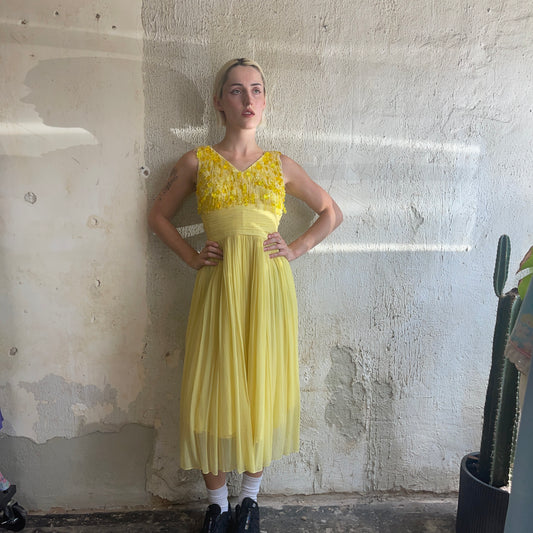 VTG Butter Yellow Dress With Beading Detail XXS