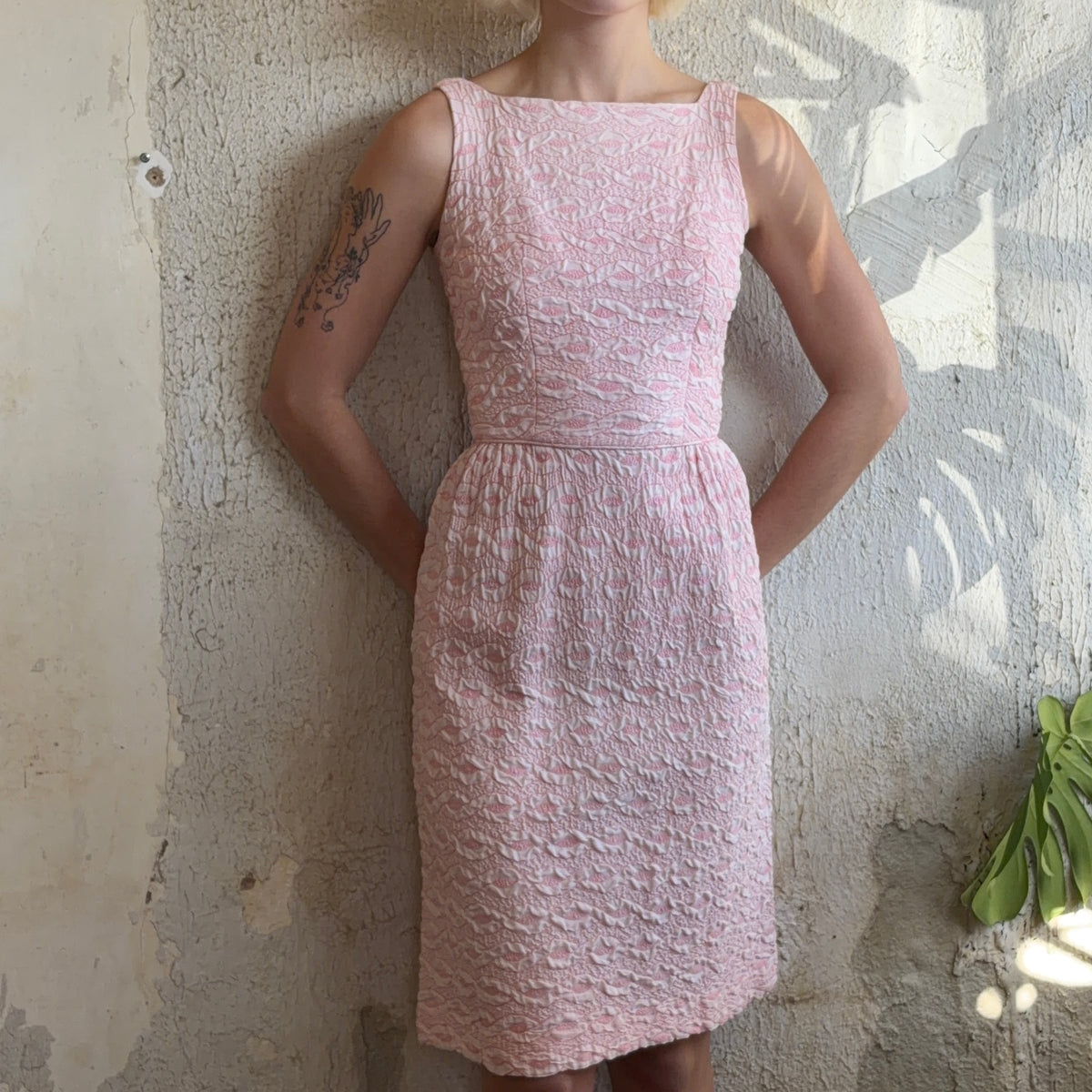 Textured Pink Midi XS